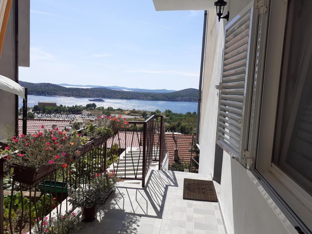 Apartment Marinero Šibenik Esterno foto